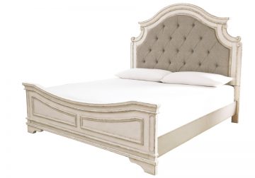 Realyn Two-Tone King Panel Bed