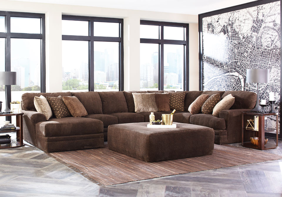 HOT DEAL 🔥 Mammoth Chocolate 3pc LAF Chaise Sectional