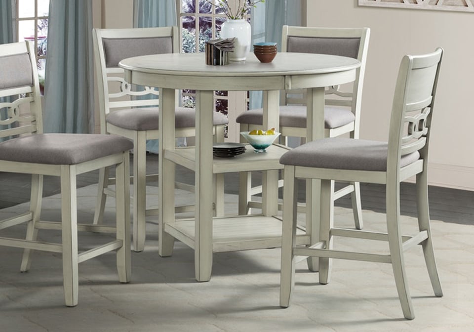 chic dining table and chairs