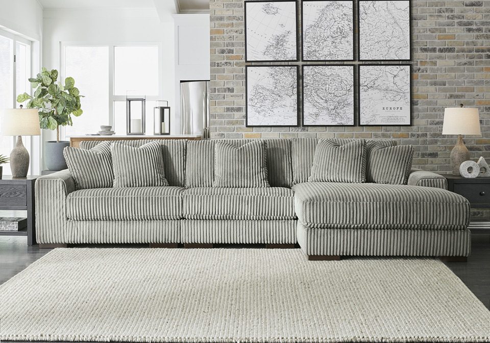 Lindyn 3pc RAF Chaise Sectional