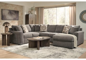 Larson Levee Espresso 3pc. RAF Chaise Sectional